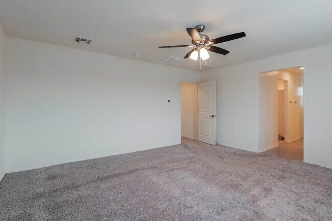 Building Photo - 10775 W Embrey Dr