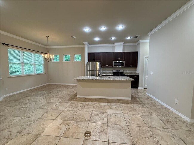 Building Photo - 6389 SW 48th Dr