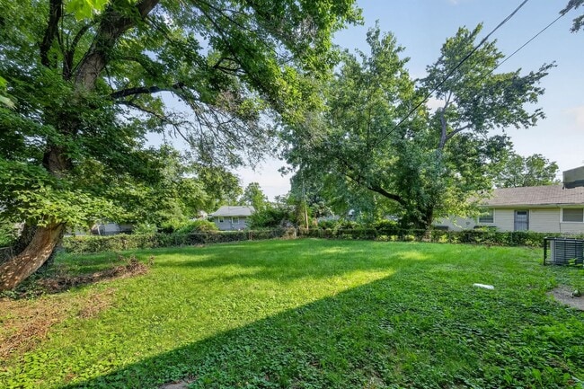 Building Photo - 2059 Wilbert Dr