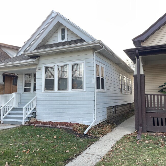 Building Photo - 5449 N 37th St