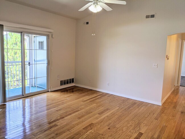 Building Photo - Updated Condo in Downtown Salt Lake City