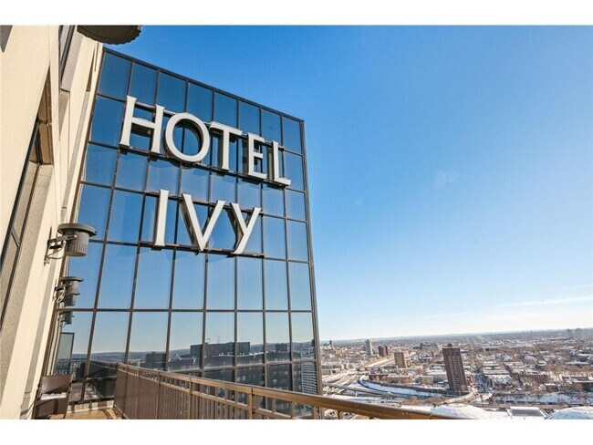 Building Photo - 201 S 11th St