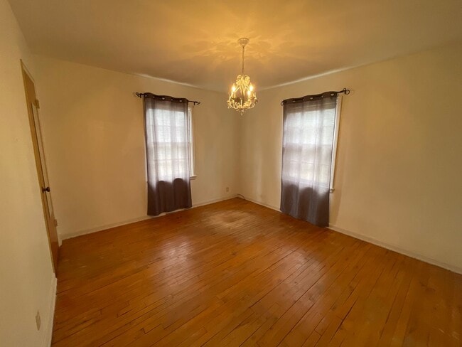 Building Photo - The Sweet Spot in Traverse City