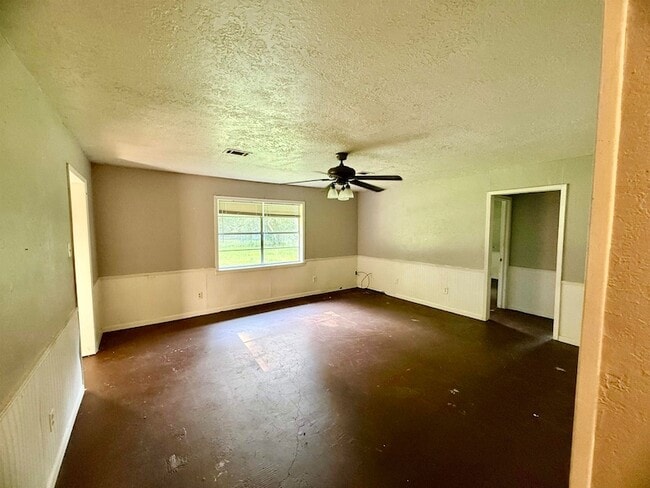 Building Photo - 1135 Cooper Ln