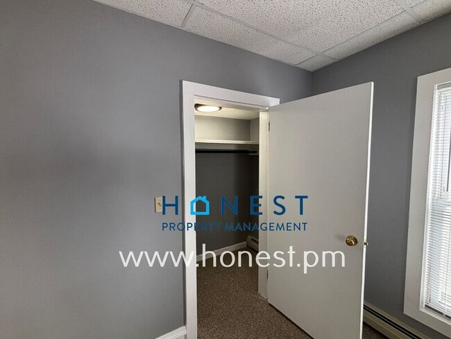 Building Photo - 47 James St