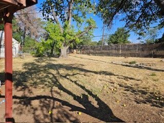 Building Photo - 1065 E 225 S