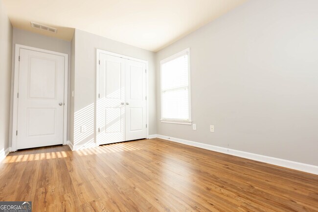 Building Photo - 1705 Barfield Run NW