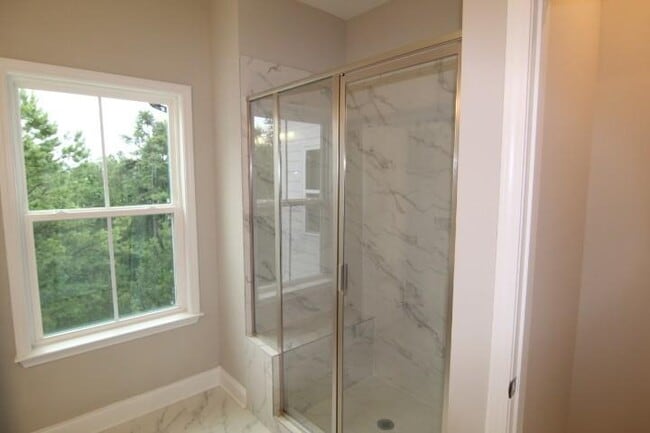 Building Photo - 132 Boxcar Wy SE