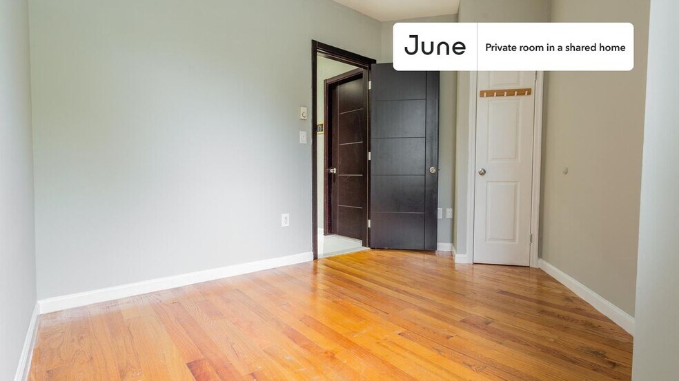 Building Photo - Room in Shared 4 bed/1.5 bath home