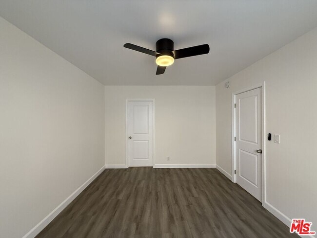 Building Photo - 11543 Venice Blvd.