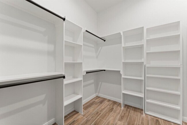 Building Photo - 12511 Savage Ct