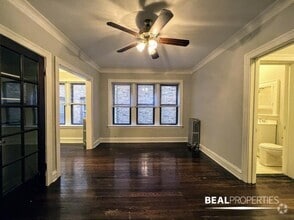 Building Photo - 0 bedroom in CHICAGO IL 60640