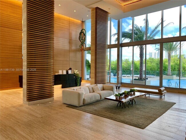 Building Photo - 16385 Biscayne Blvd