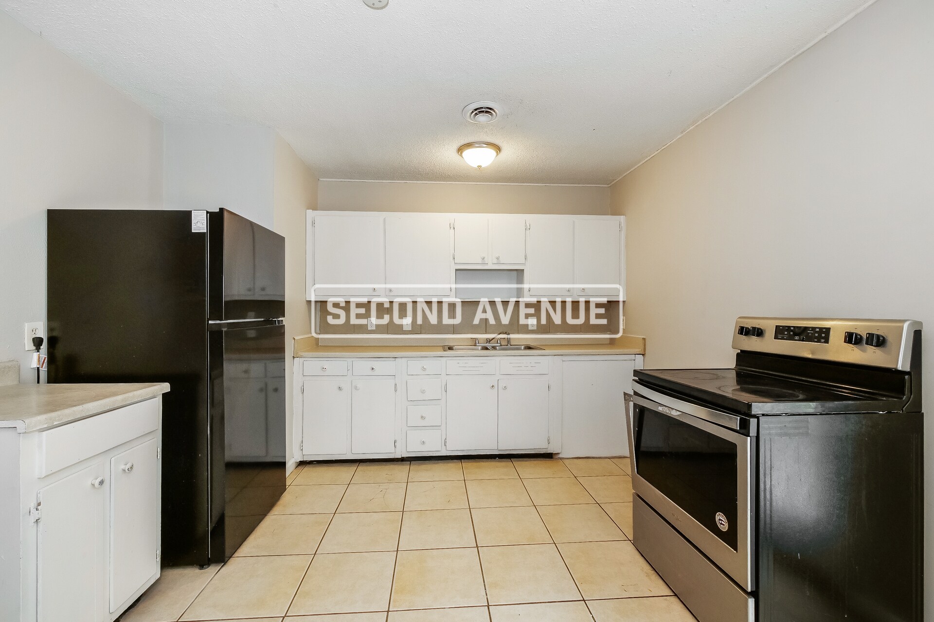 Building Photo - 11305 Marsh Ave