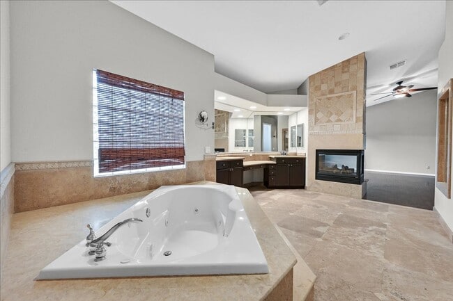 Building Photo - Fully Upgraded 5 Bedroom 4.5 Bathroom in Guard Gated Foothills Community!