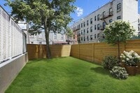 Building Photo - 3 bedroom in Brooklyn NY 11233