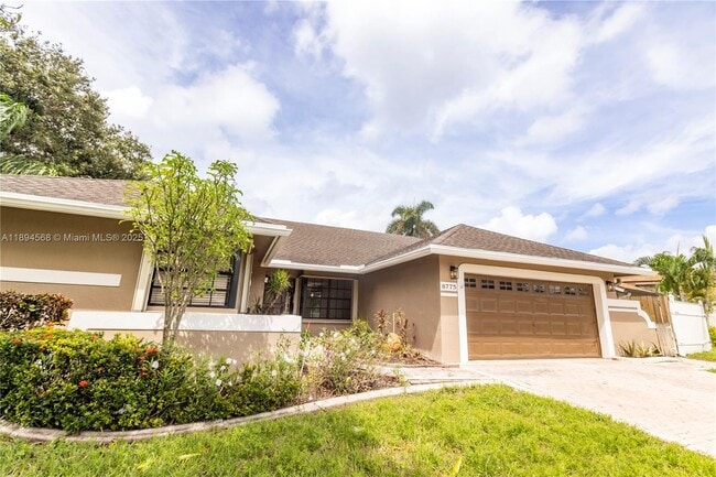 Building Photo - 8775 SW 57th St