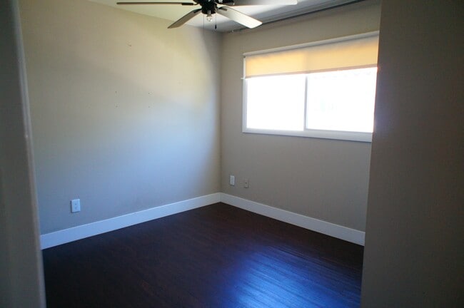 Building Photo - 4206 N Parkway Ave