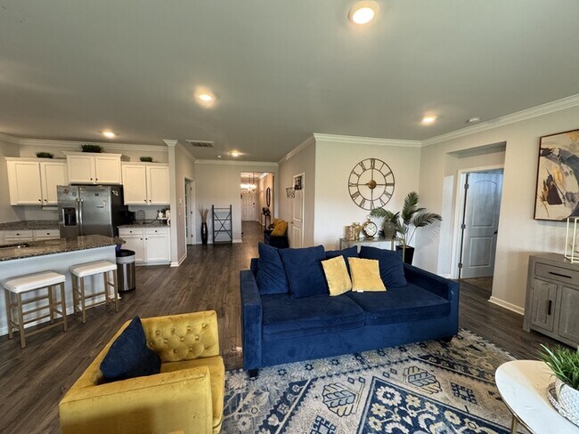Building Photo - 124 Blackburn Trace