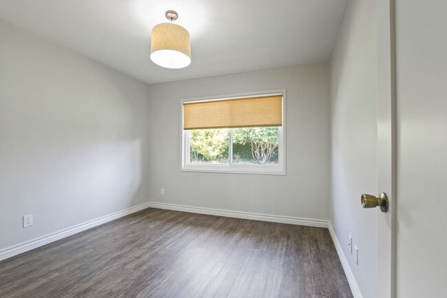 Building Photo - Lovely La Mirada Home