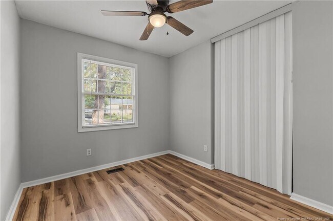 Building Photo - 412 Morley Dr