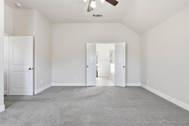 Building Photo - 513 Oleander Dr
