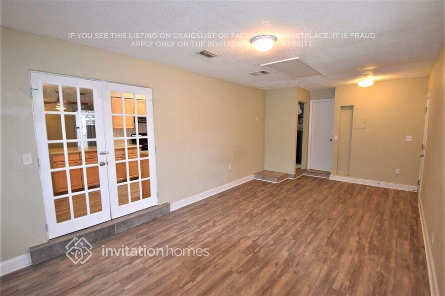 Building Photo - 405 Chestnut Ave