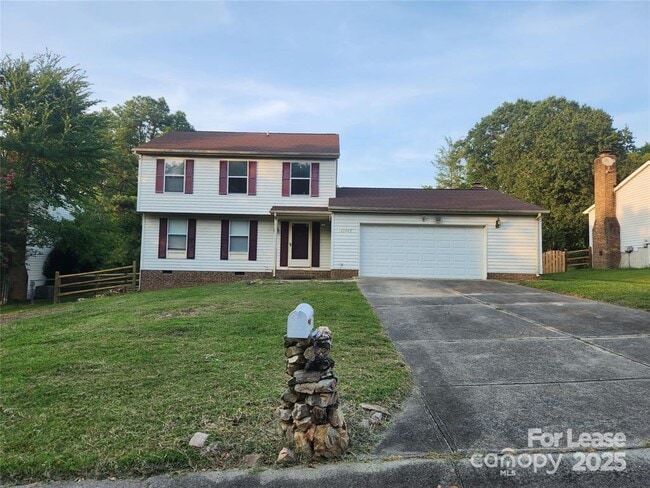 Primary Photo - 10913 Magenta Ln