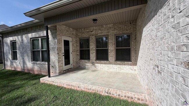 Building Photo - 524 Bristleleaf Path