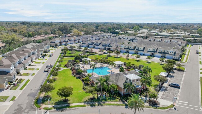 Building Photo - 3689 Divot Ln