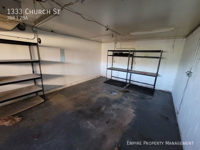 Building Photo - 1333 Church St