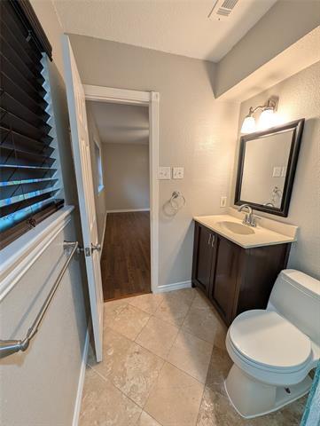 Building Photo - 1609 Crockett St