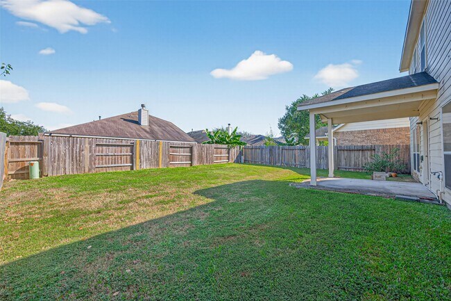 Building Photo - 21583 Rose Mill Dr