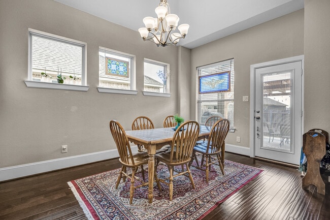 Building Photo - 2603 Hailes Ct