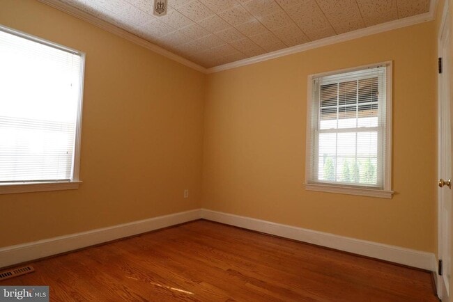 Building Photo - 4006 Buckman Rd