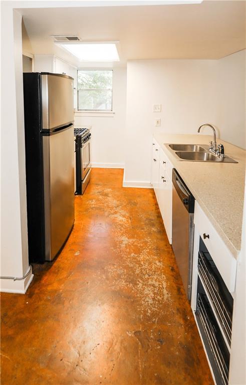 Building Photo - 1305 Lorrain St