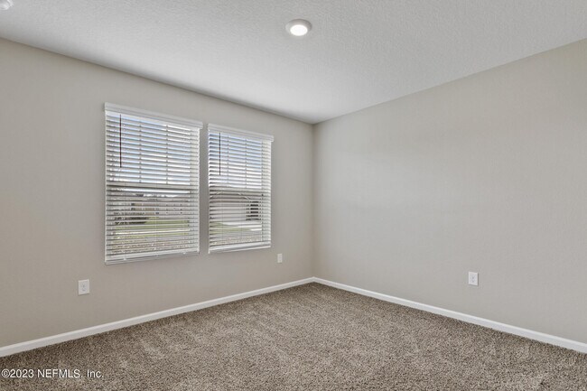 Building Photo - 9051 Tahoe Ln