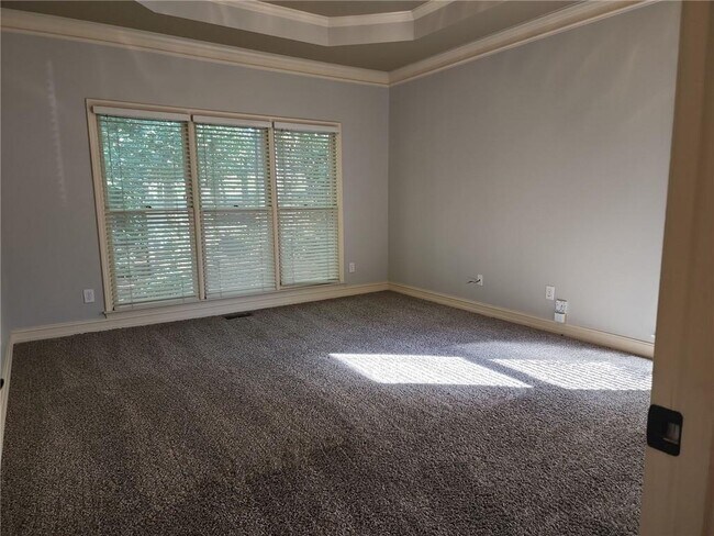 Building Photo - 606 Villa Estates Ln