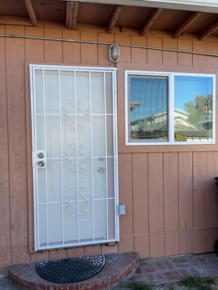 Primary Photo - 1349 94th Ave