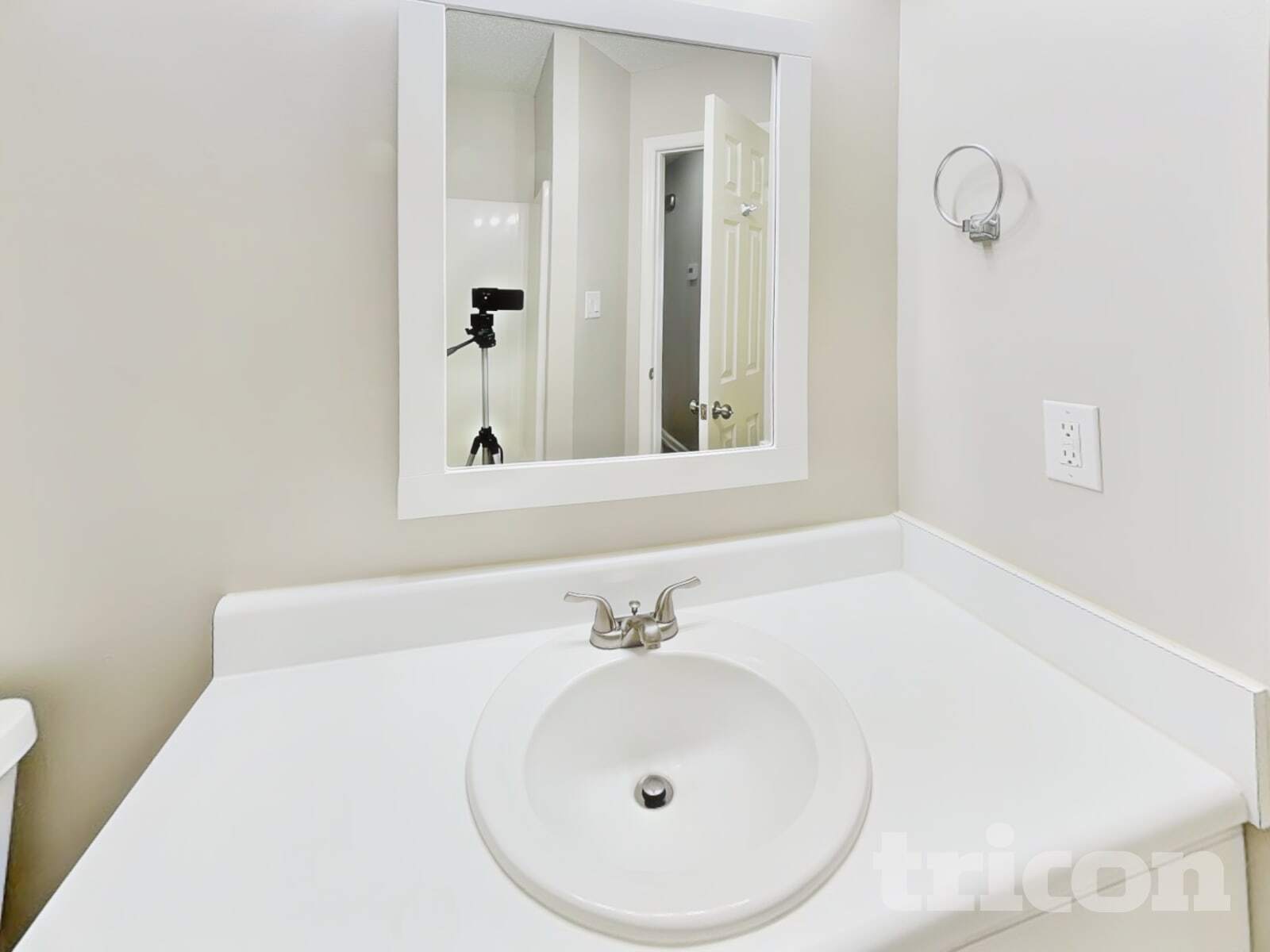Building Photo - 5112 Limewood St