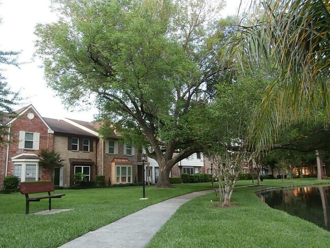 Building Photo - 5800 Lumberdale Rd