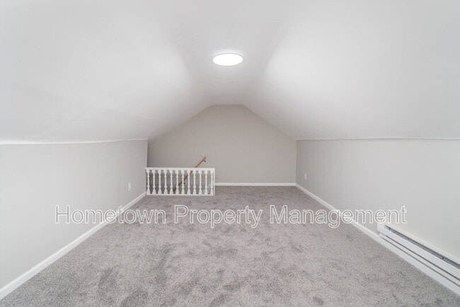 Building Photo - 608 North St