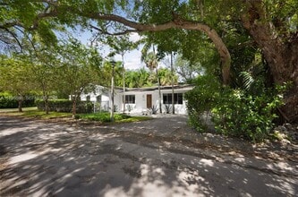 Building Photo - 3894 Main Hwy