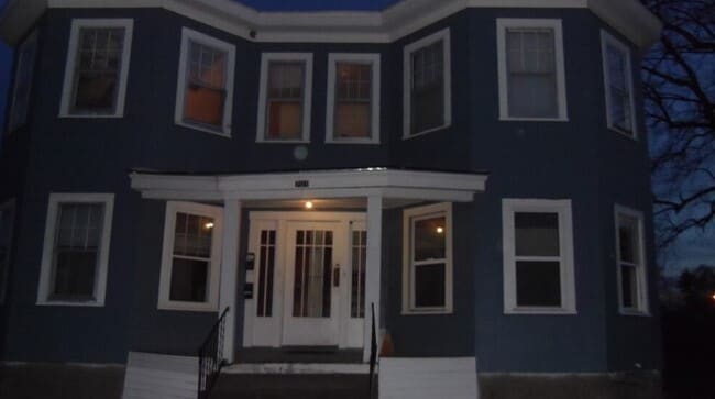 Primary Photo - 701 Harrison Ave