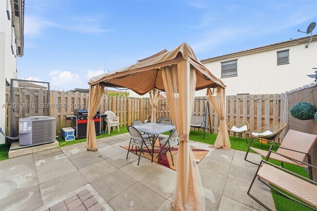 Building Photo - 24644 SW 118 Ct