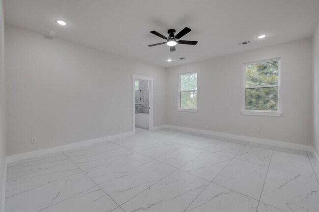 Building Photo - 308 Makaha Dr