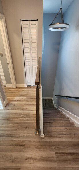 Building Photo - 640 SE 1st St