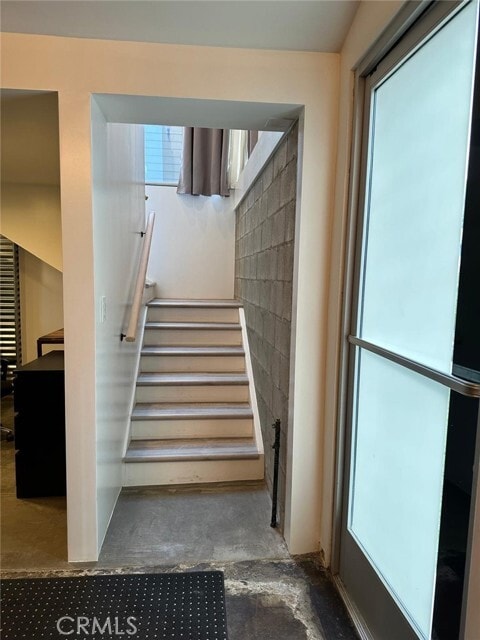 Building Photo - 2819 Pacific Ave