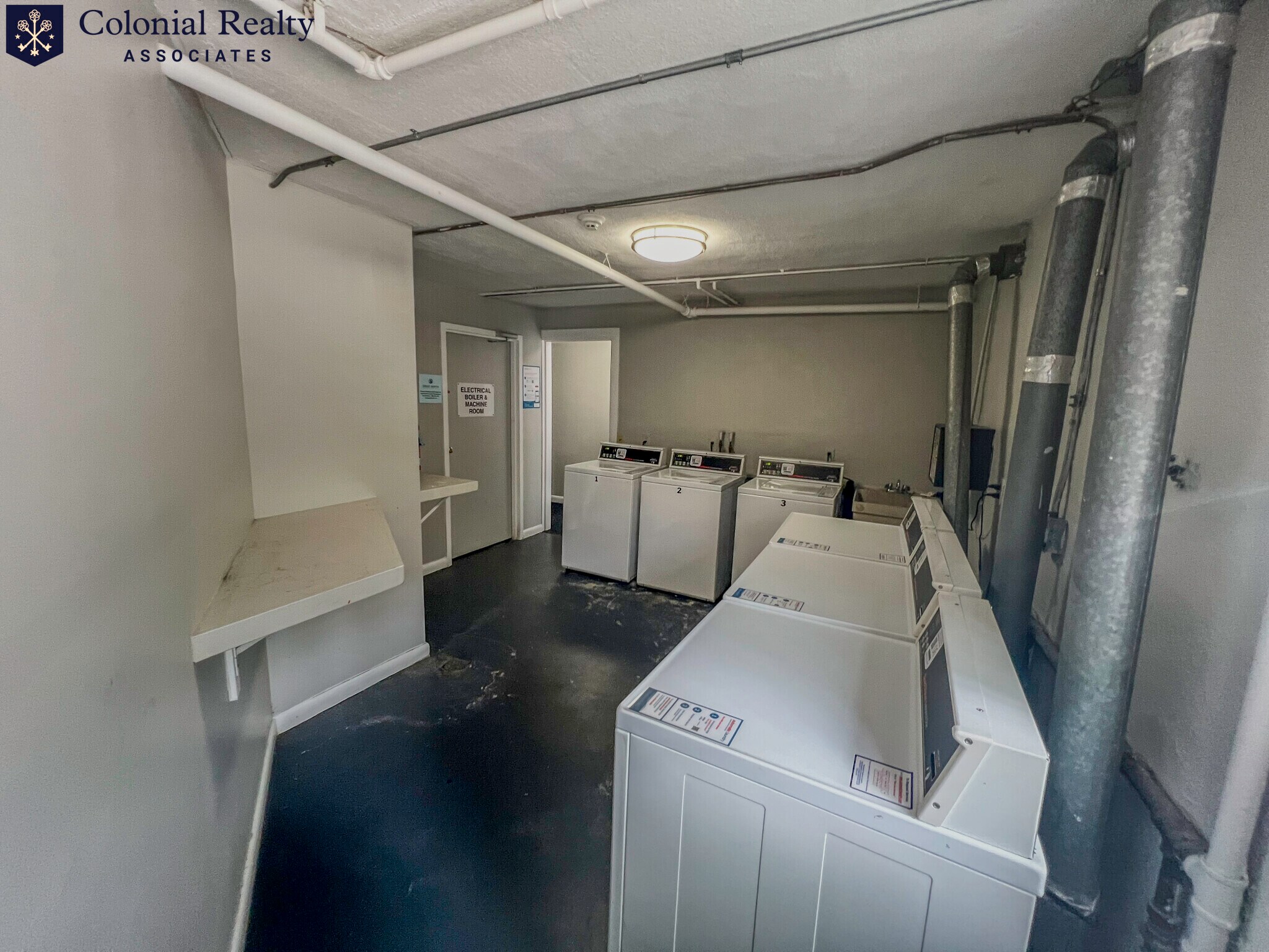 Building Photo - 15 Walbridge St