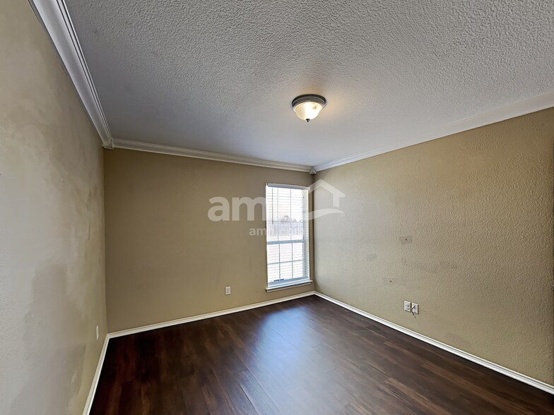 Building Photo - 445 Taylor St
